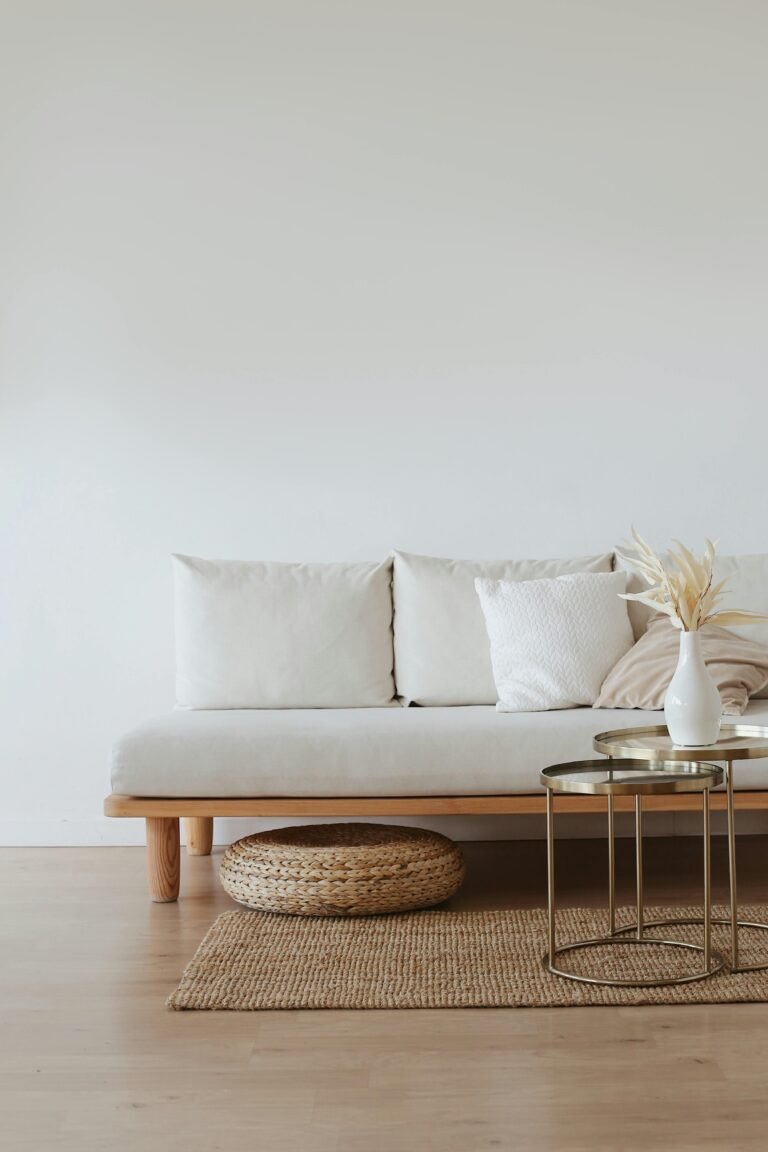 7 Multifunctional Furniture Ideas for Studio Apartments