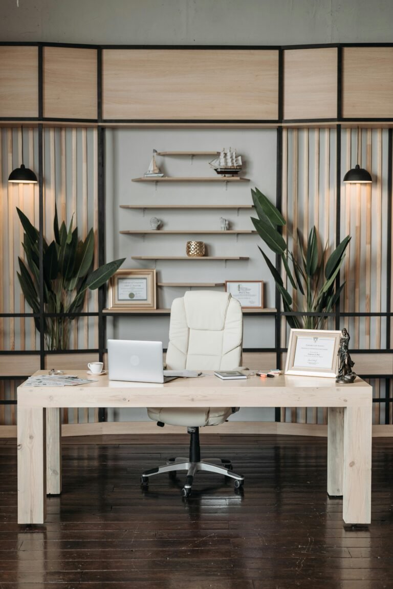 How to Create a Productive Home Office in a Corner